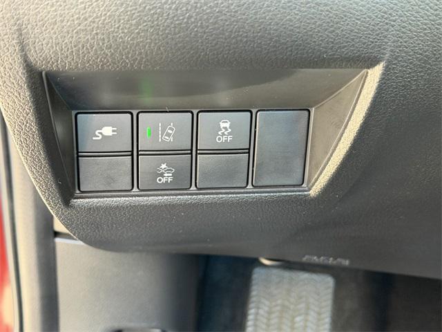 used 2018 Honda Clarity Plug-In Hybrid car, priced at $18,882