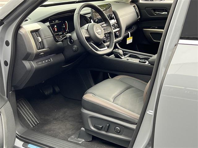 new 2025 Nissan Pathfinder car, priced at $51,437