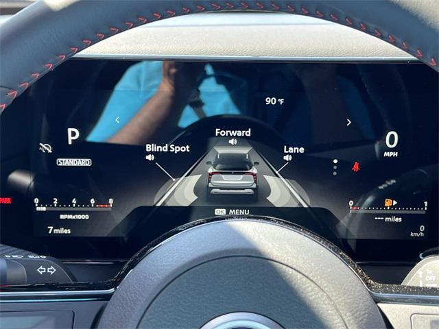 new 2025 Nissan Kicks car, priced at $27,925