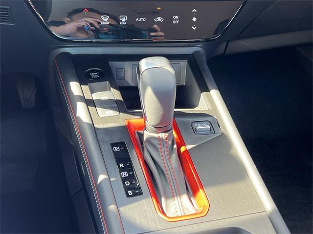 new 2025 Nissan Kicks car, priced at $27,925