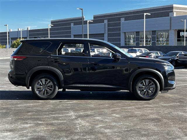 new 2024 Nissan Pathfinder car, priced at $32,507