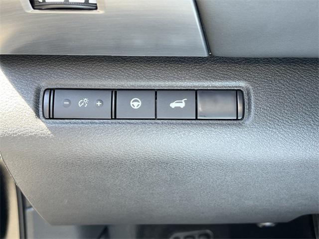 new 2025 Nissan Pathfinder car, priced at $45,211