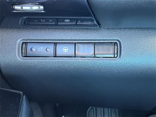 used 2022 Nissan Pathfinder car, priced at $28,991
