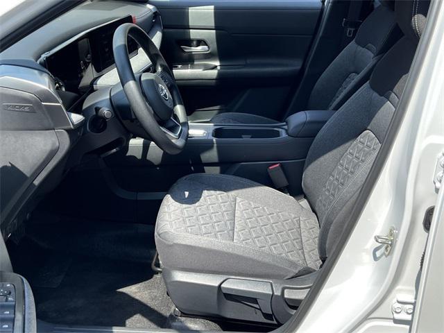 new 2025 Nissan Kicks car, priced at $26,040