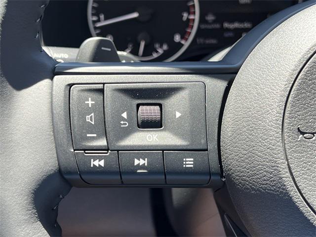 new 2025 Nissan Pathfinder car, priced at $43,170