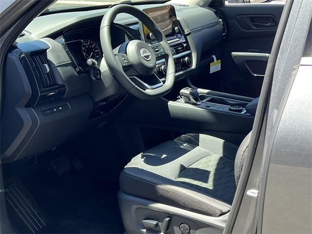 new 2025 Nissan Pathfinder car, priced at $43,170