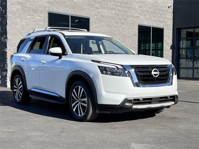 new 2025 Nissan Pathfinder car, priced at $51,386