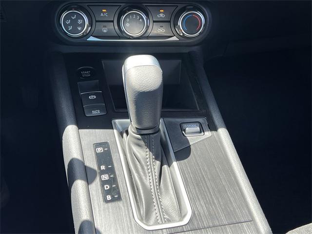 new 2025 Nissan Kicks car, priced at $24,868