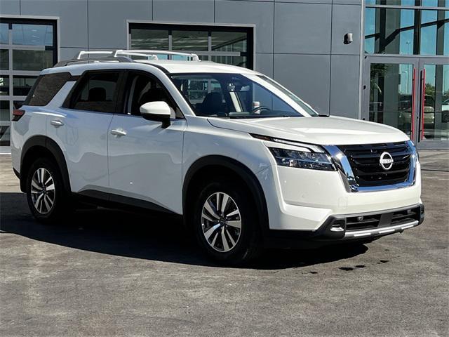 new 2024 Nissan Pathfinder car, priced at $39,549