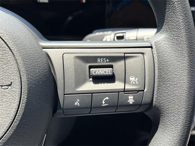 new 2025 Nissan Kicks car, priced at $27,175