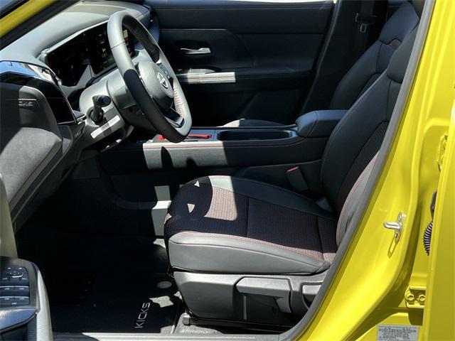new 2025 Nissan Kicks car, priced at $29,425