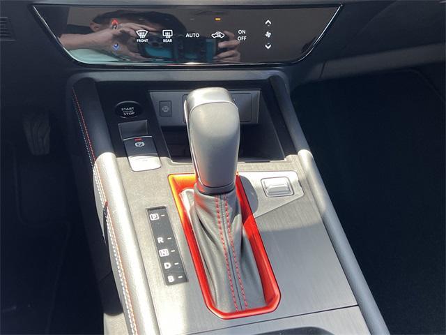 new 2025 Nissan Kicks car, priced at $29,425