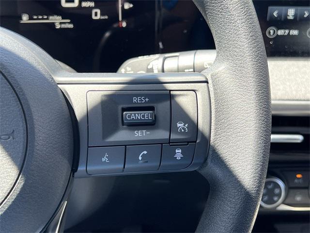 new 2025 Nissan Kicks car, priced at $27,010