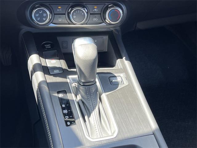 new 2025 Nissan Kicks car, priced at $27,010