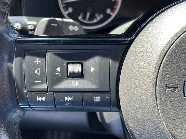 used 2022 Nissan Pathfinder car, priced at $28,991