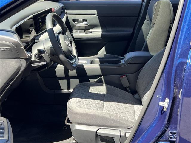 new 2025 Nissan Kicks car, priced at $26,701