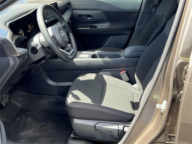new 2025 Nissan Kicks car, priced at $25,268