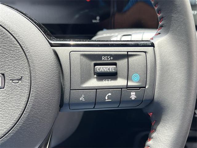 new 2025 Nissan Kicks car, priced at $28,722