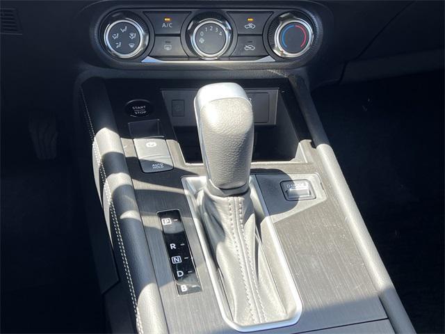 new 2025 Nissan Kicks car, priced at $26,842