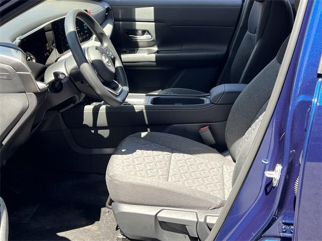 new 2025 Nissan Kicks car, priced at $26,842