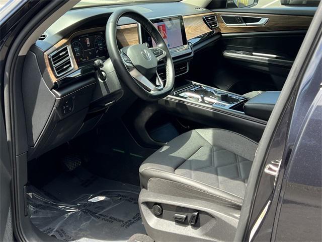 used 2024 Volkswagen Atlas car, priced at $32,555
