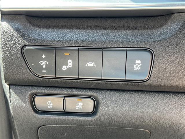 used 2022 Kia Niro EV car, priced at $18,444
