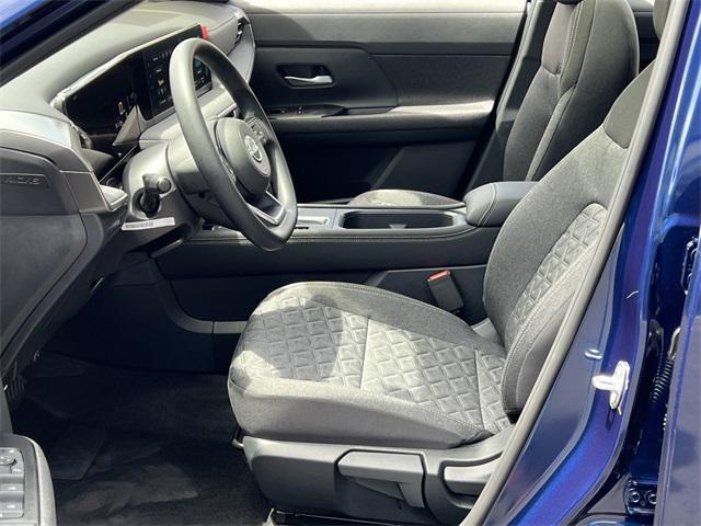 new 2025 Nissan Kicks car, priced at $28,425