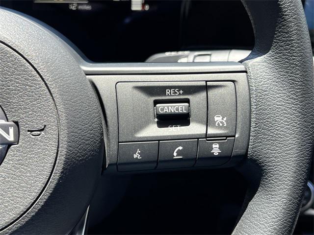 new 2025 Nissan Kicks car, priced at $25,027
