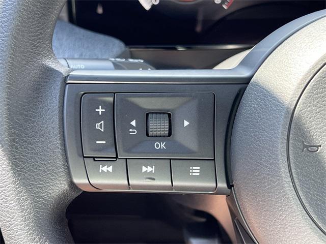 new 2025 Nissan Kicks car, priced at $25,780