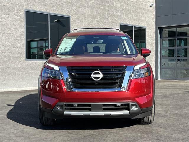 new 2025 Nissan Pathfinder car, priced at $51,277