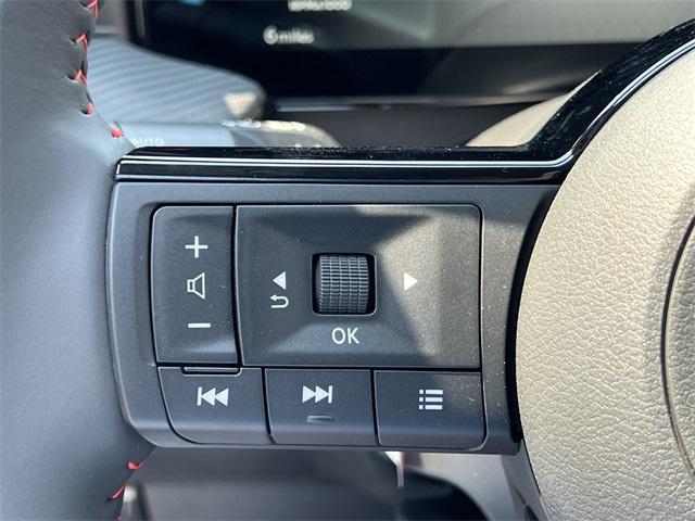 new 2025 Nissan Kicks car, priced at $28,580
