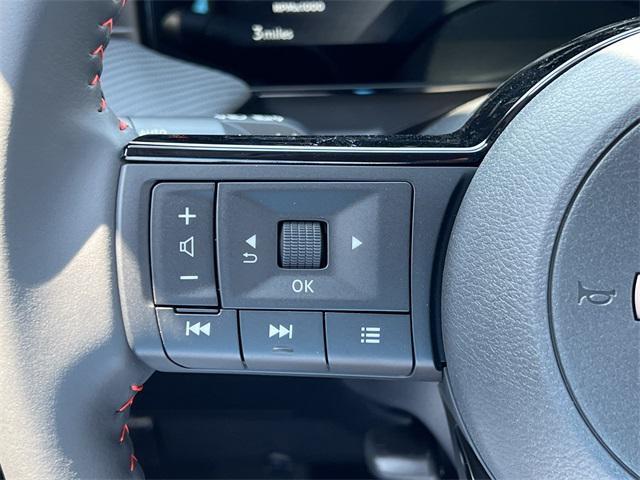 new 2025 Nissan Kicks car, priced at $28,375