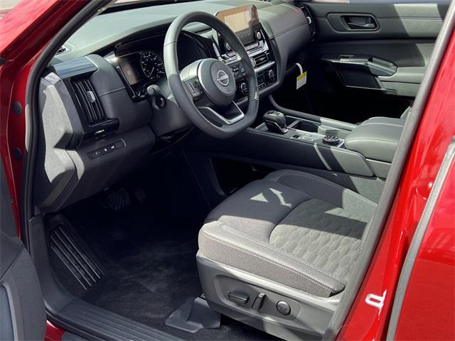new 2025 Nissan Pathfinder car, priced at $41,868