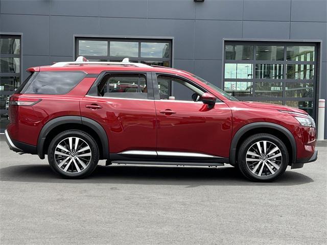 new 2025 Nissan Pathfinder car, priced at $50,950