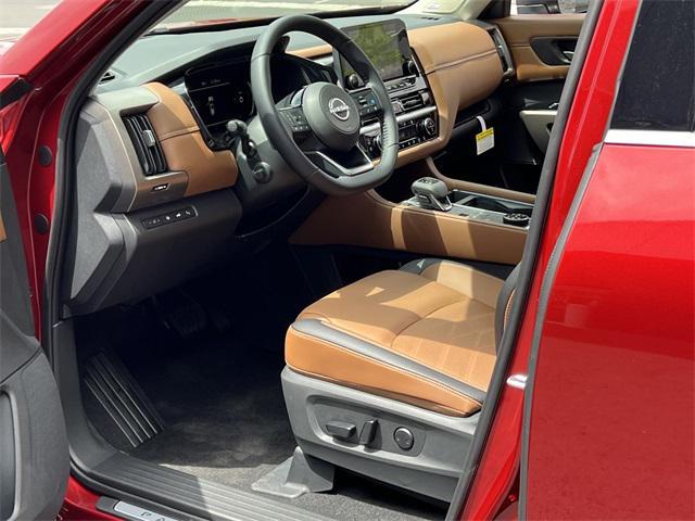 new 2025 Nissan Pathfinder car, priced at $50,950