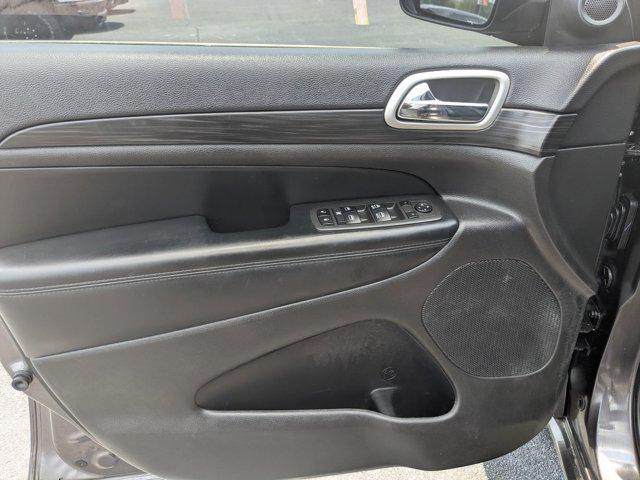 used 2021 Jeep Grand Cherokee car, priced at $32,990