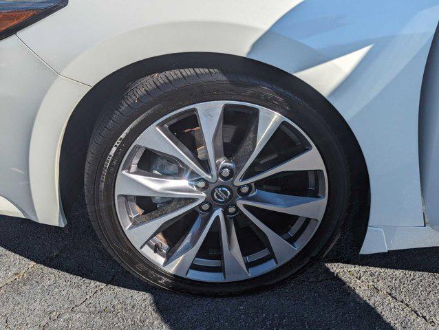 used 2021 Nissan Maxima car, priced at $29,990