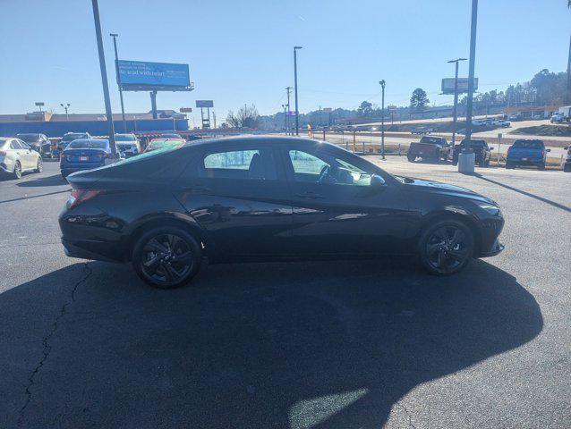 used 2022 Hyundai Elantra car