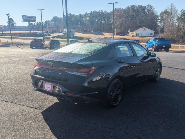 used 2022 Hyundai Elantra car