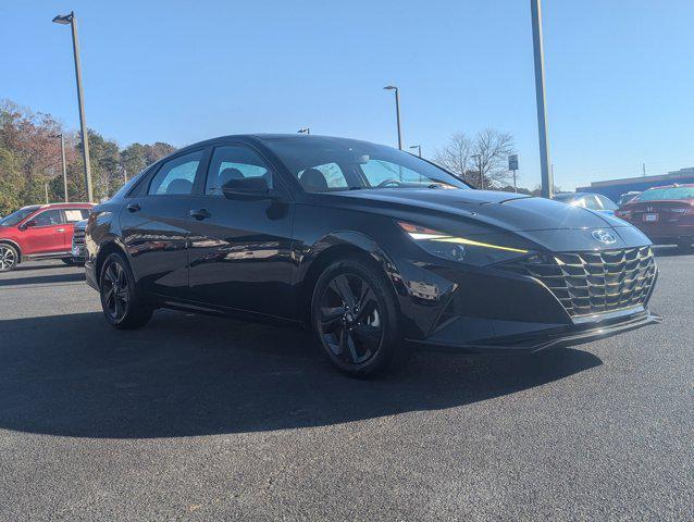 used 2022 Hyundai Elantra car