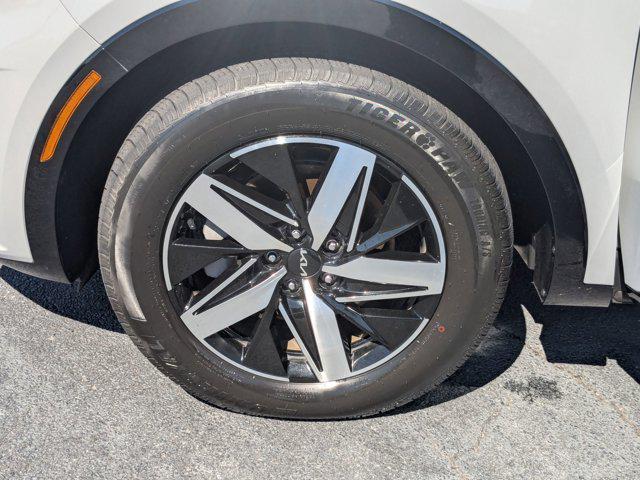 used 2023 Kia Sorento car, priced at $29,990