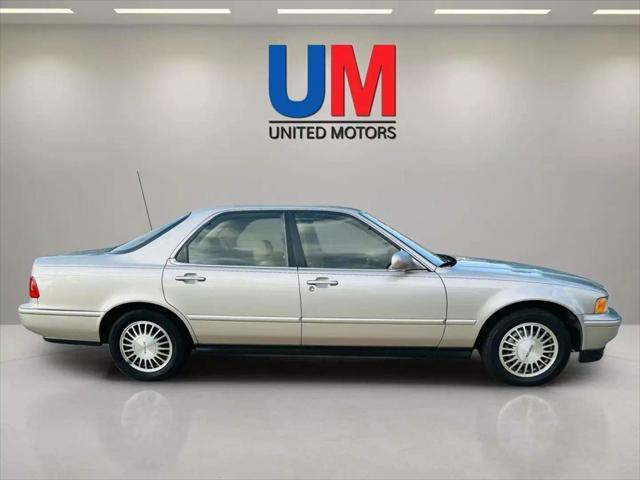 used 1992 Acura Legend car, priced at $14,999