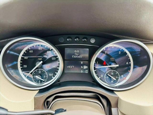 used 2011 Mercedes-Benz R-Class car, priced at $10,999