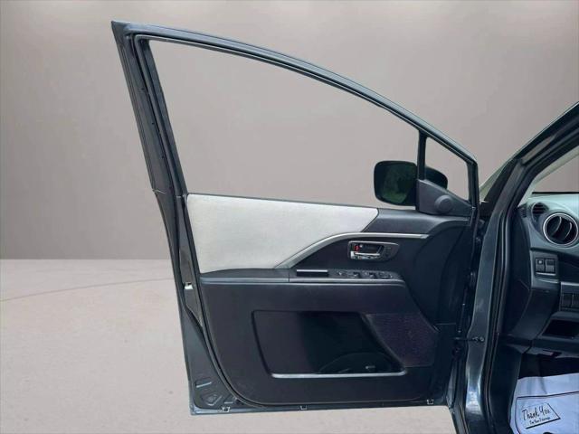 used 2012 Mazda Mazda5 car, priced at $5,999
