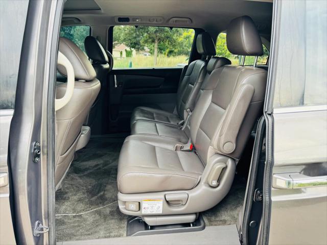 used 2015 Honda Odyssey car, priced at $12,499