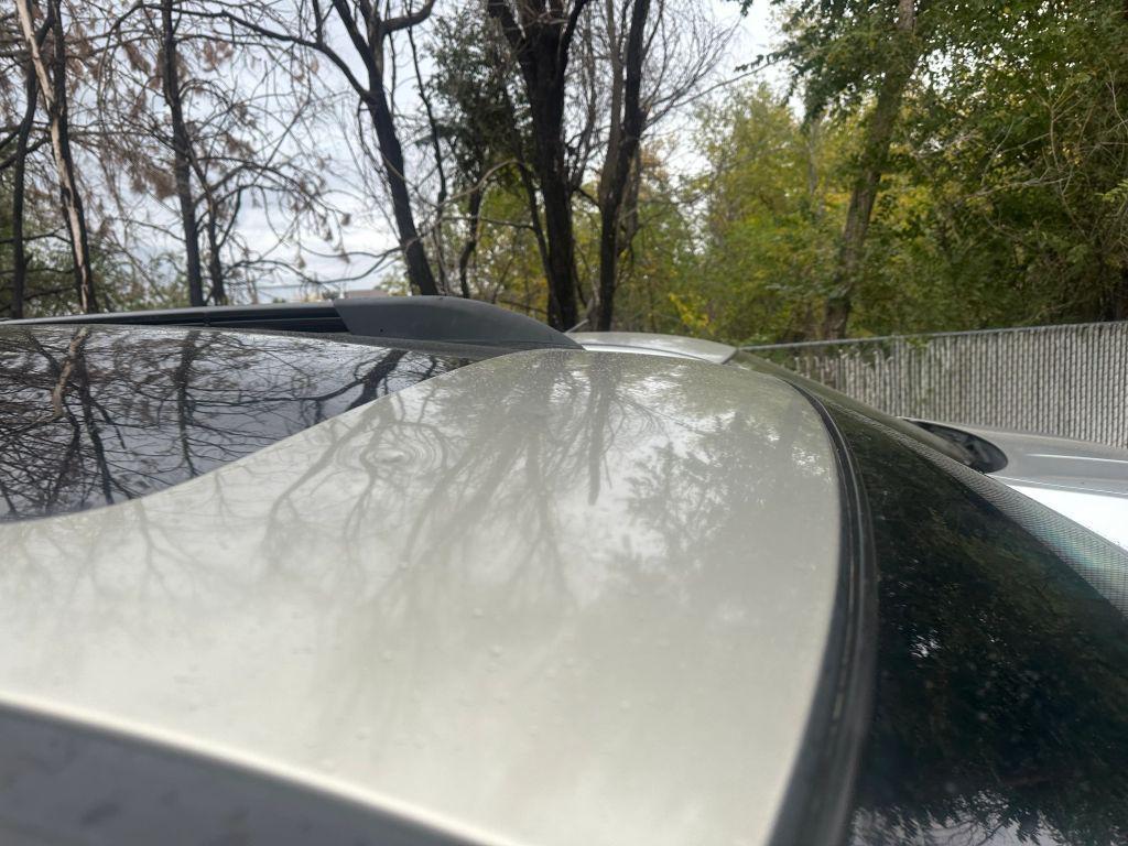 used 2007 Mitsubishi Endeavor car, priced at $5,999