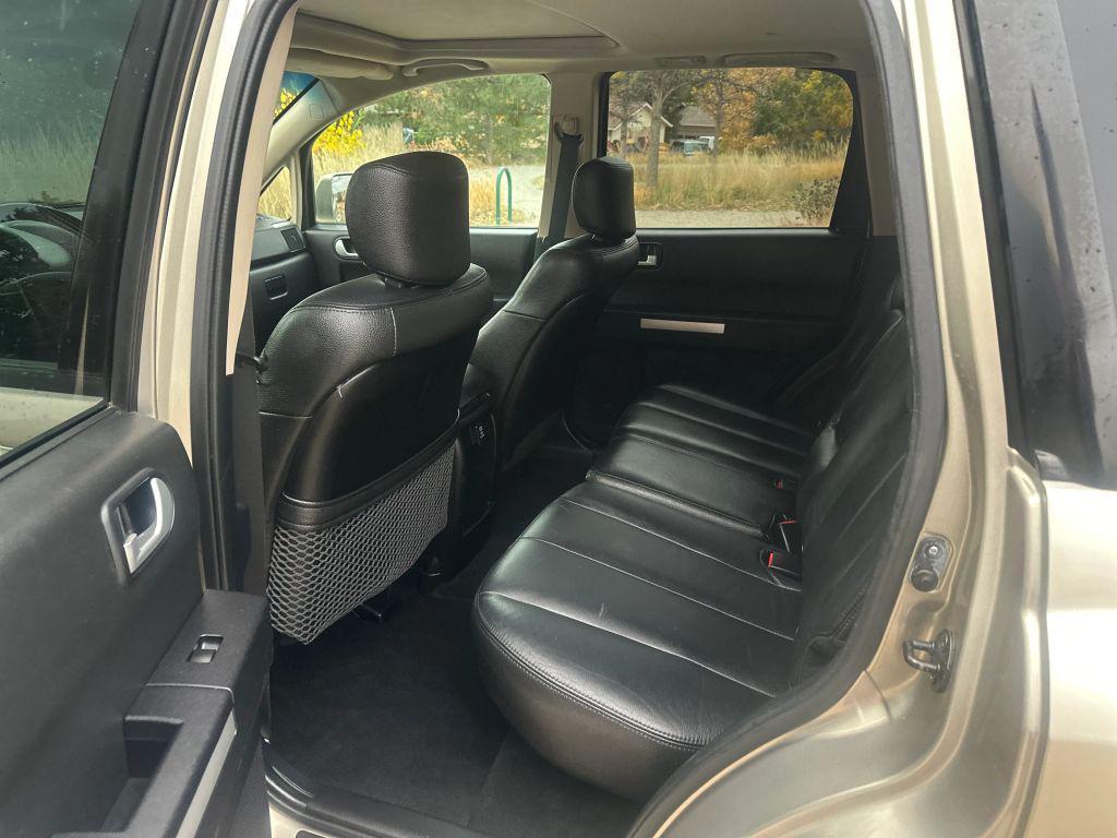 used 2007 Mitsubishi Endeavor car, priced at $5,999