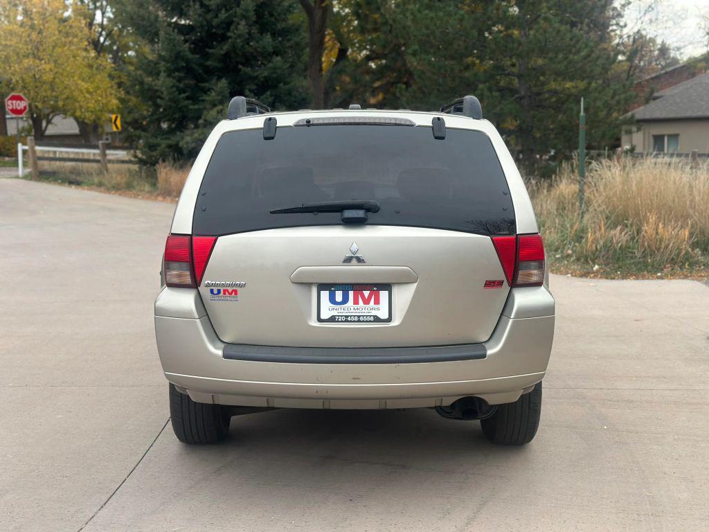 used 2007 Mitsubishi Endeavor car, priced at $5,999