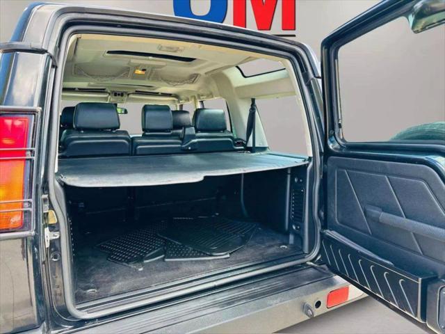 used 2004 Land Rover Discovery car, priced at $12,999