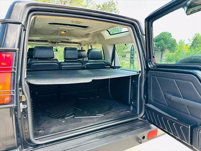 used 2004 Land Rover Discovery car, priced at $13,999